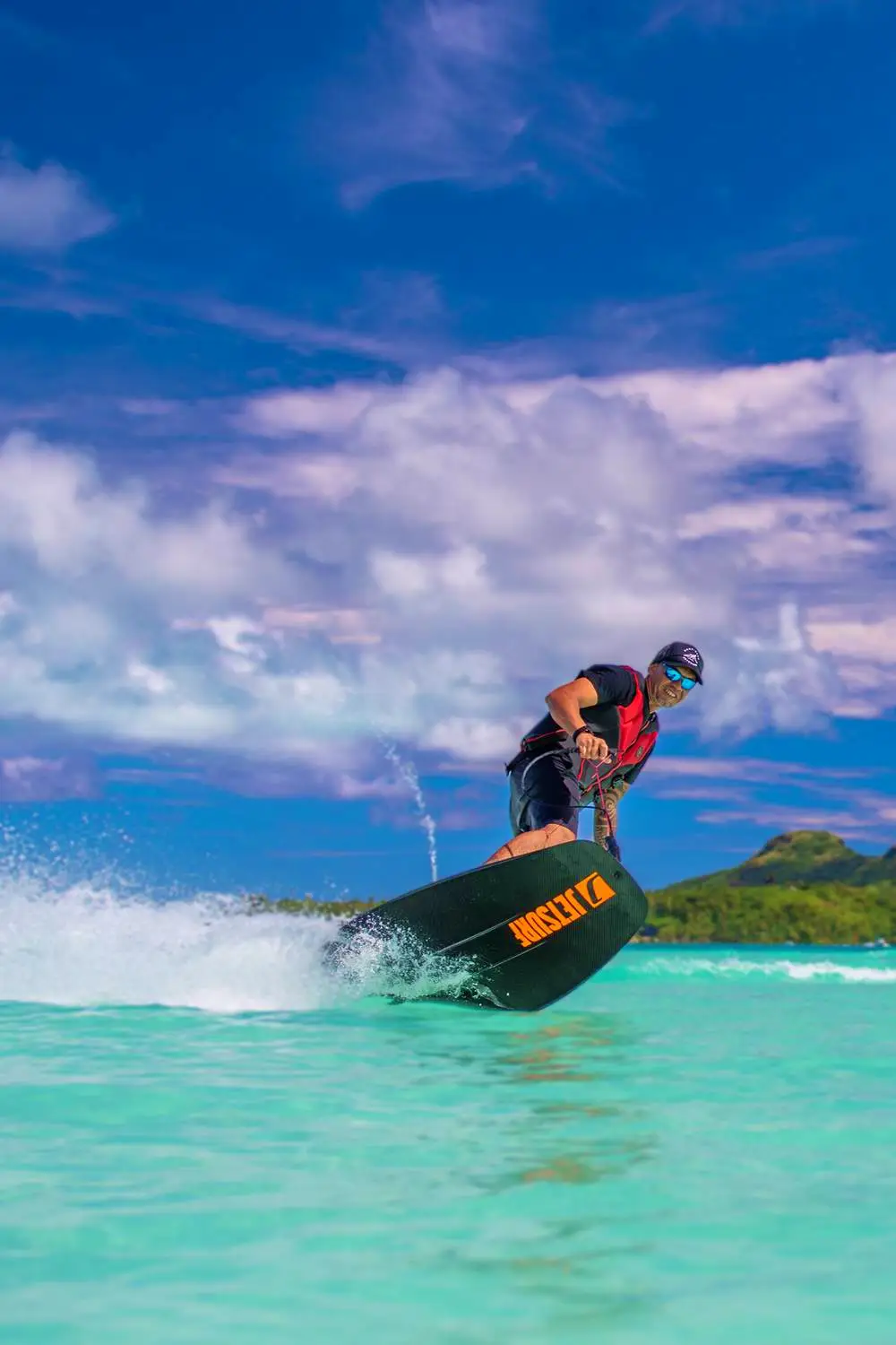 bora-bora-jet-board-lagon-tour