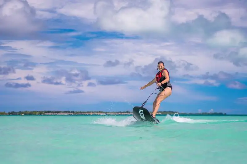 bora-bora-jetboard-tour-solo